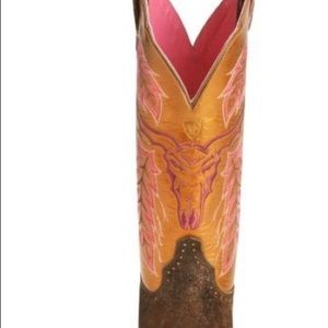 ISO!!!!!! Size 7.5 or 8